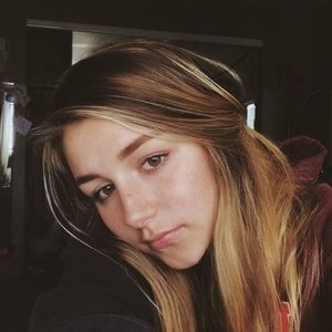 Meet your Posher, Nikki